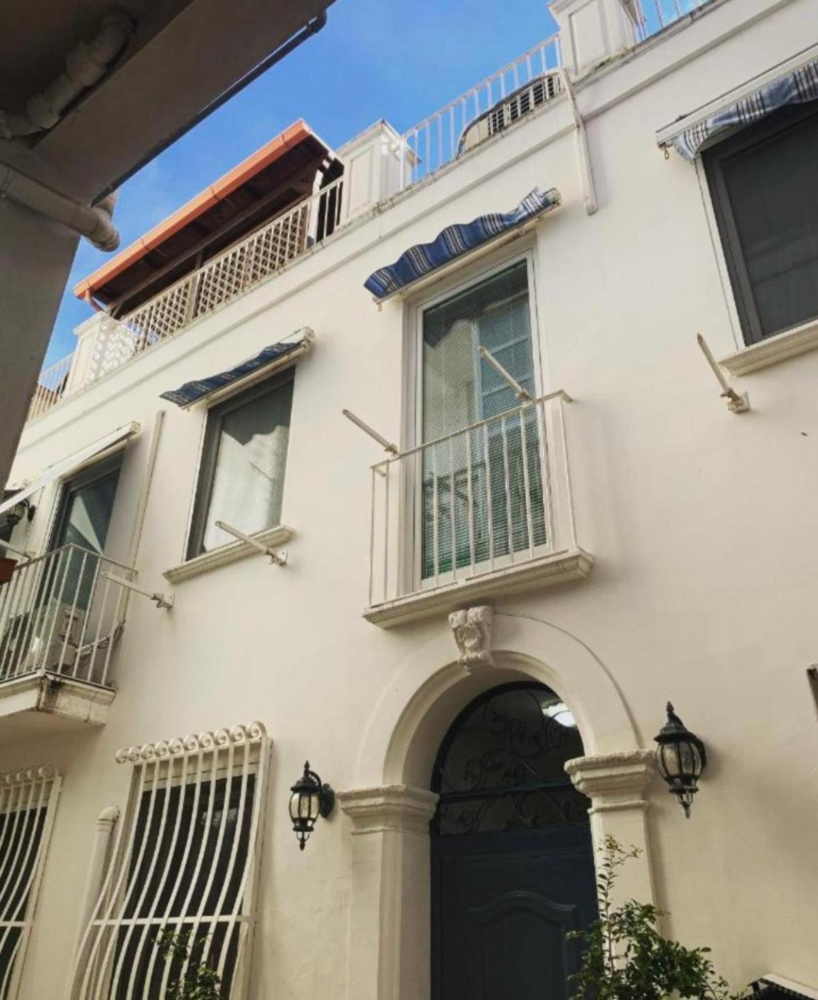 Taranto Mn Place Extérieur photo