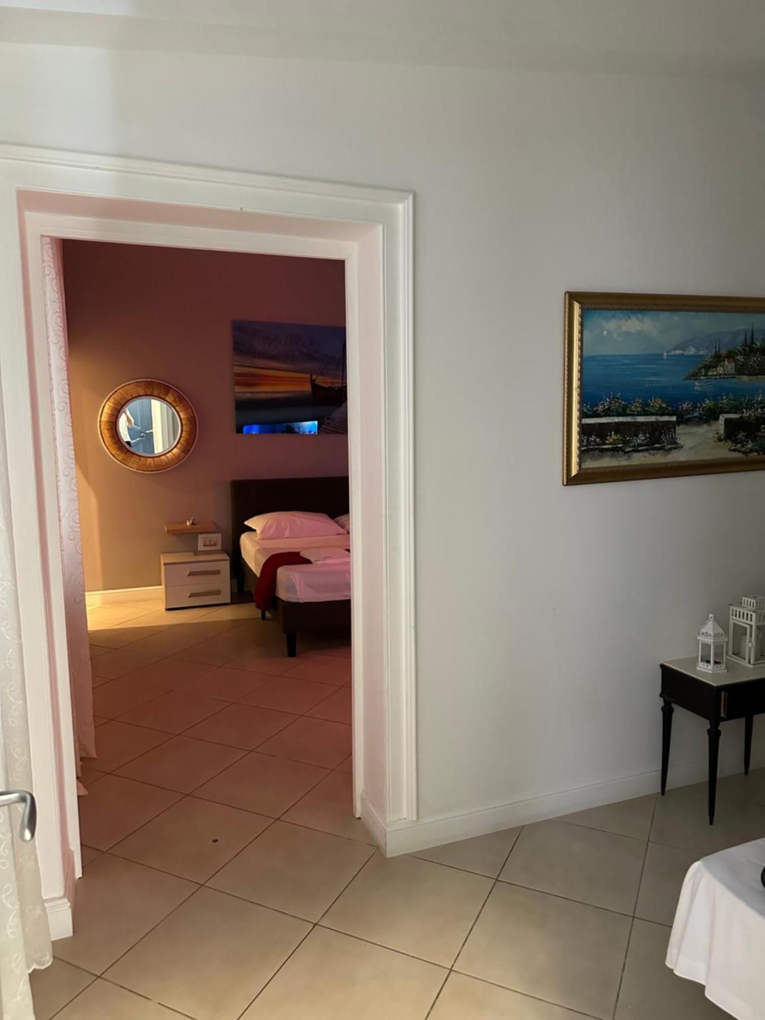 Taranto Mn Place Extérieur photo